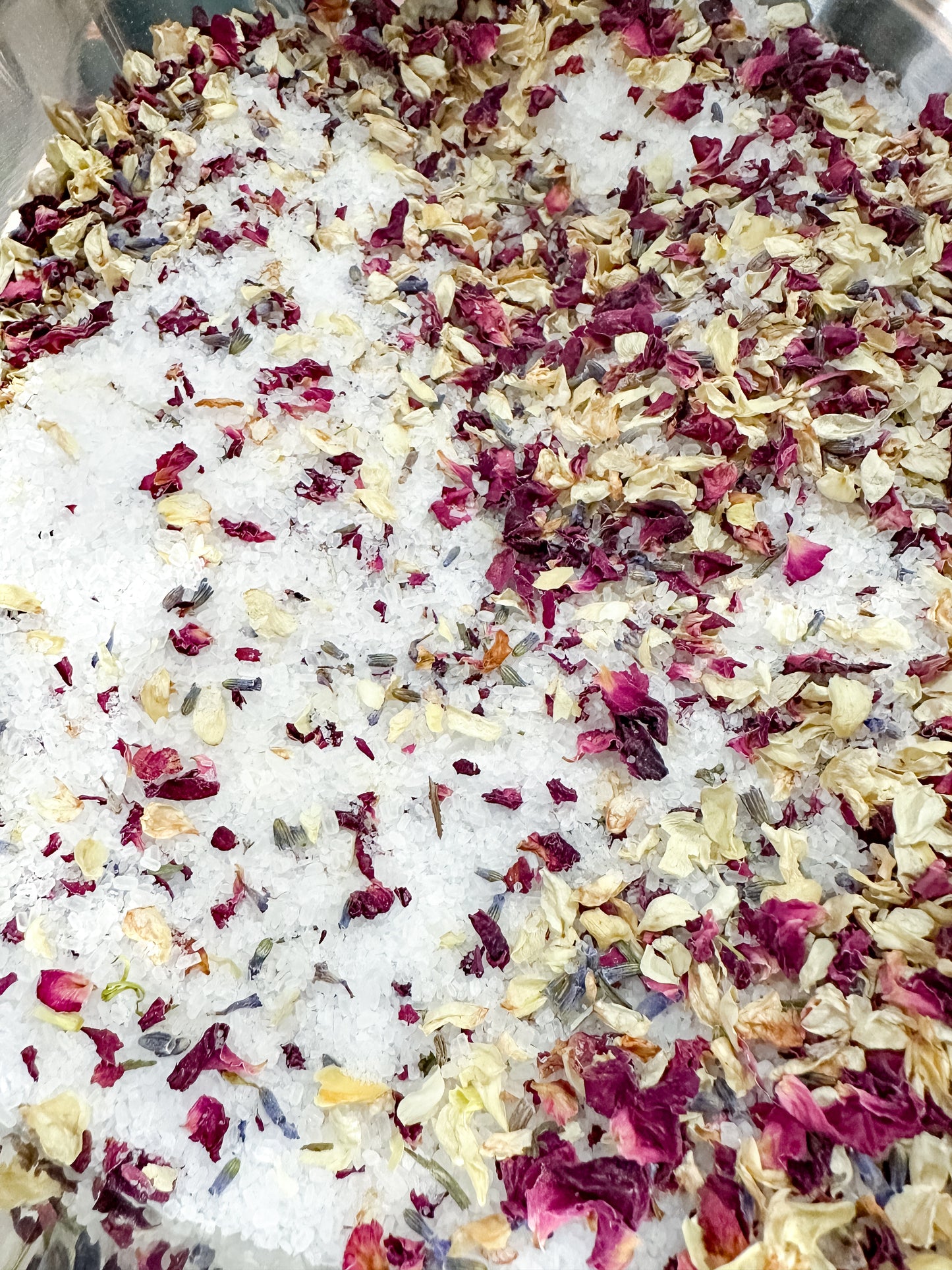 LOVE Salt Soak
